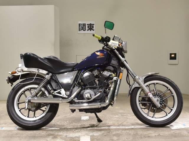 Vt 500. Honda VT 500c. Honda VT 500. Honda NV 750 Custom. Хонда нв 750 слешер.