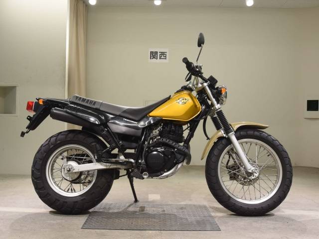 Yamaha TW e3b хаки