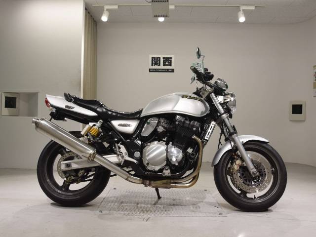 Suzuki Inazuma 750