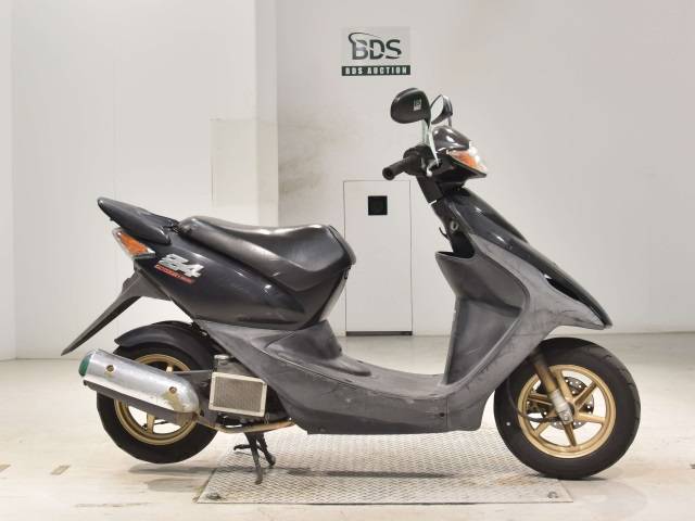 Honda dio z4