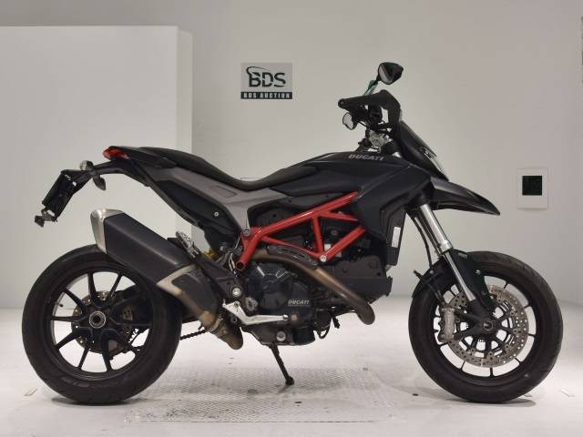 Ducati Hypermotard 821