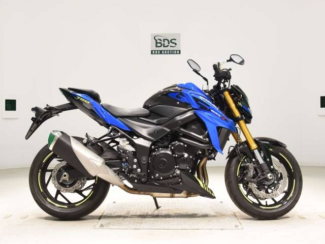 Suzuki GSX-S750 2022 год