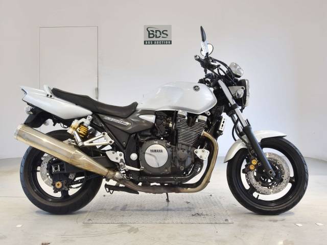Yamaha XJR1300L 2011 год