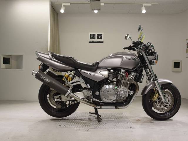 XJR 1300 ветровик GIVI