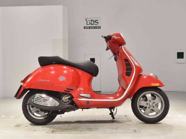 2010 Vespa 250ie