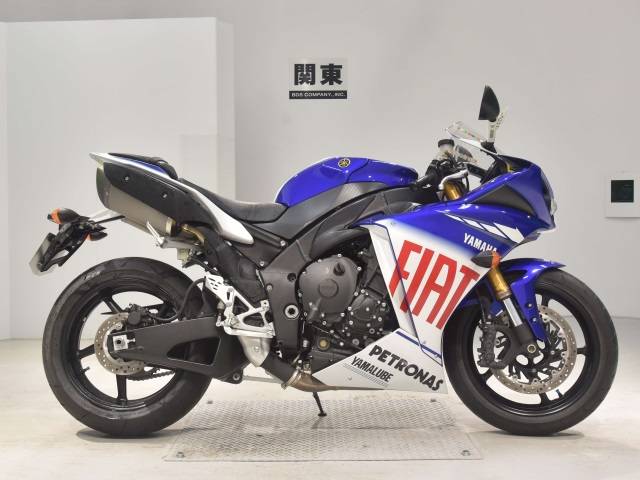 Yamaha YZF-R1 2015 год