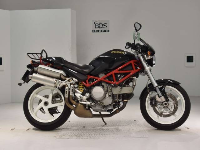 Ducati monster 800