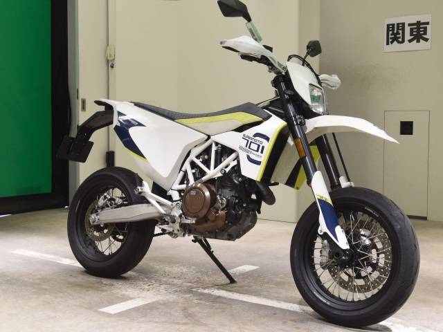 Husqvarna 701 Supermoto Custom