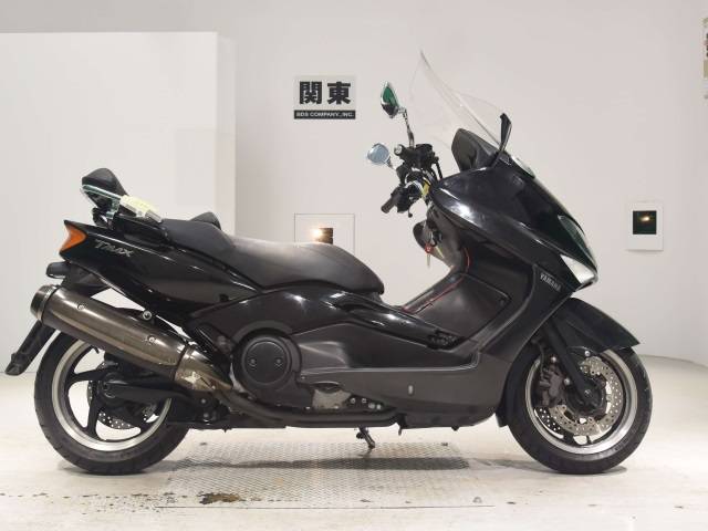 Yamaha TMAX 500 хаки цвет