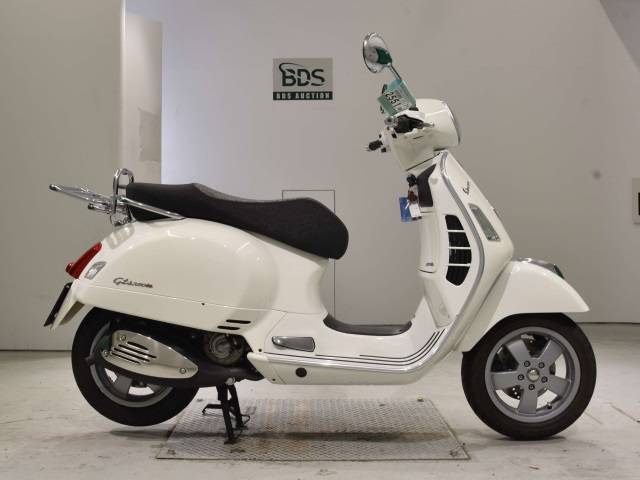 2010 Vespa 250ie