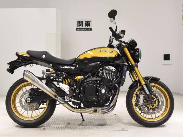 Kawasaki Z900RS 2022 год