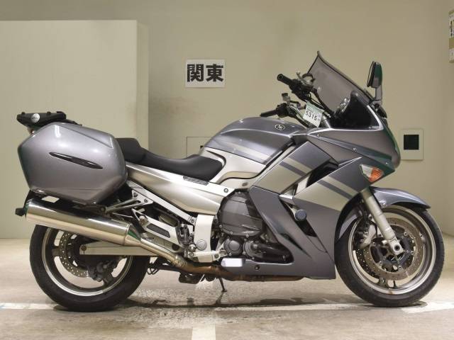 Yamaha FJR 1300 РІРґРІРѕРµРј